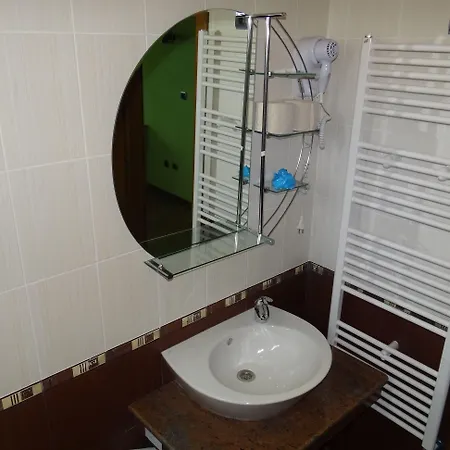 Guestrooms Struma Dolinata بيت ضيافة Strumyani