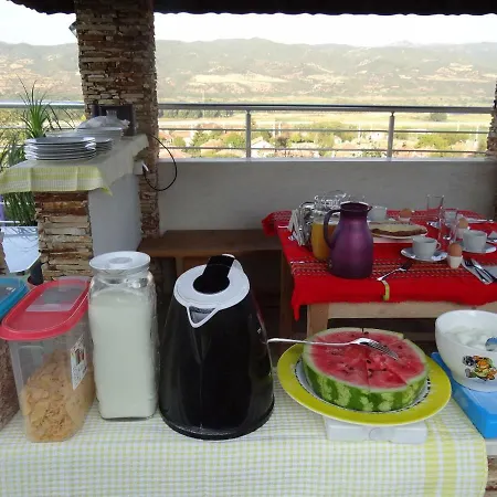 Guestrooms Struma Dolinata بيت ضيافة 3*